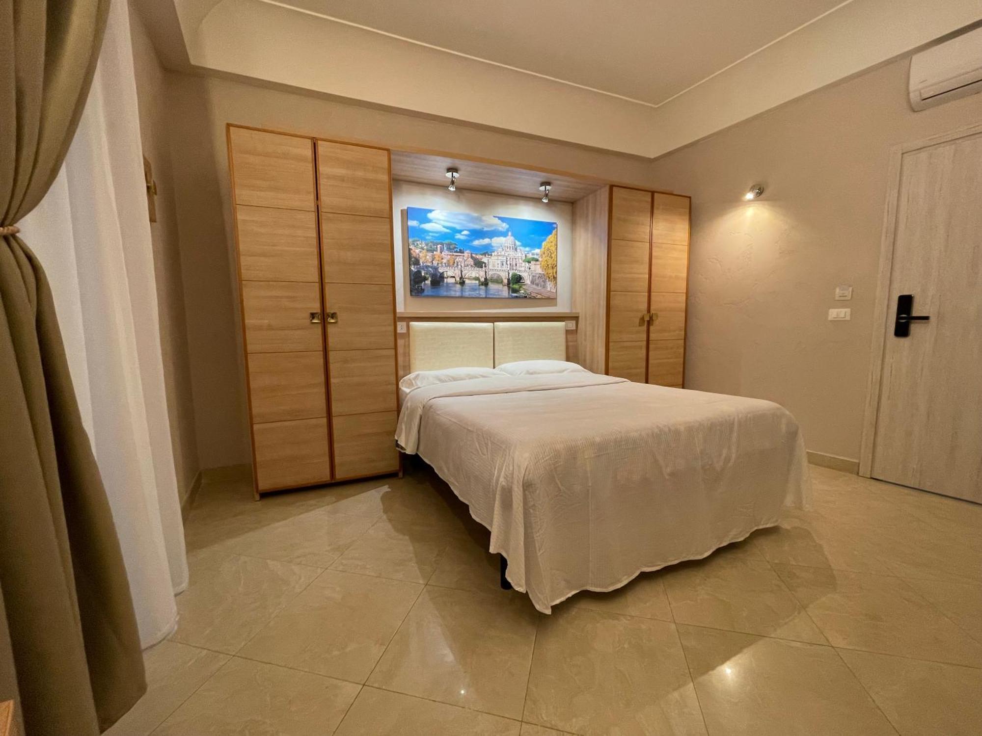 Spqr House Bed and breakfast Roma