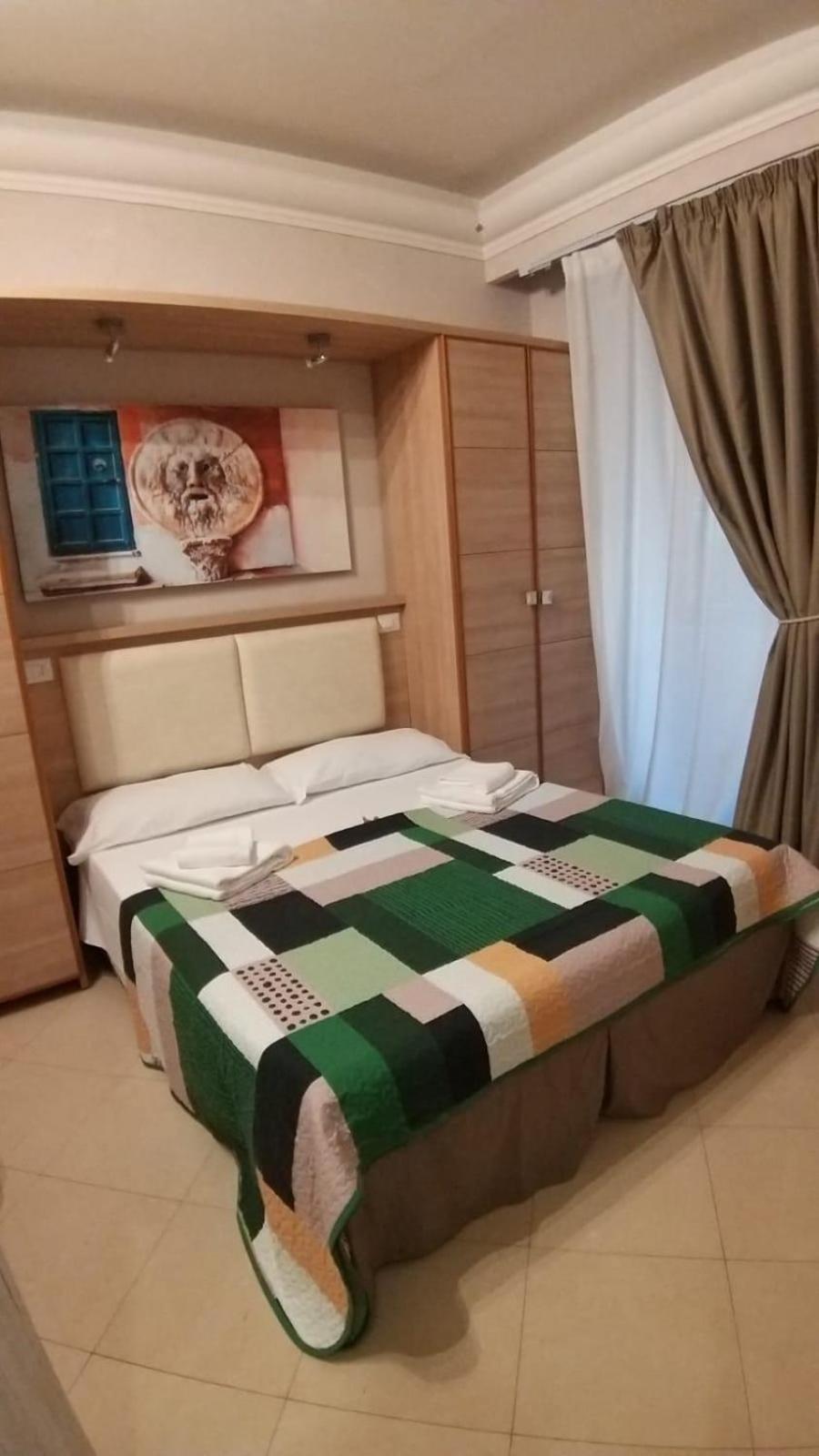Bed and breakfast Spqr House Roma